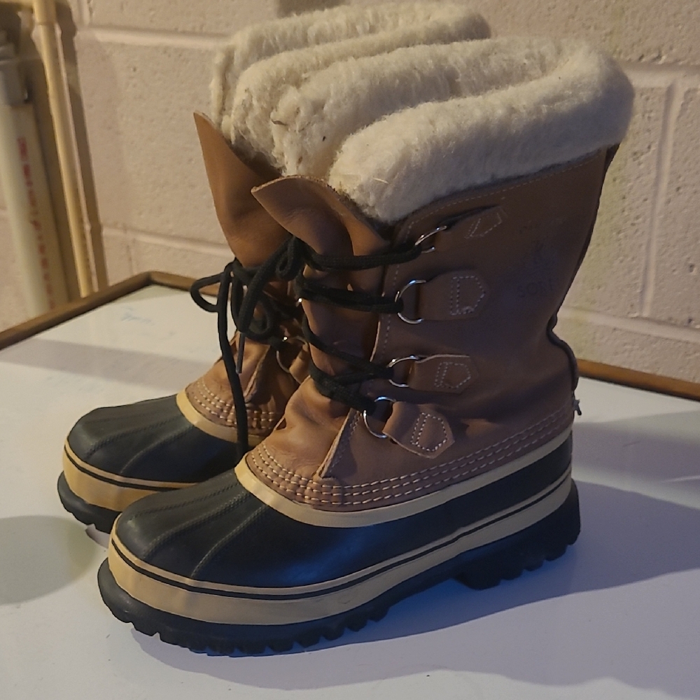 Sorel Brown and Black Winter Boots